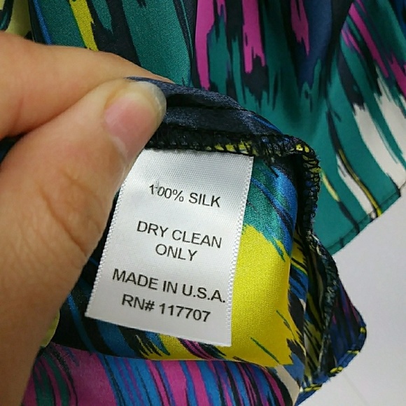 Anthropologie Postella 100% Silk Postella Multicolored Cold Shoulder Top S - Picture 7 of 7